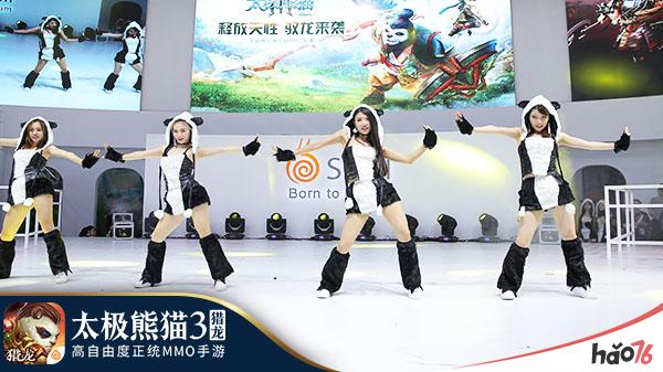 玩家以头抢地，《太极熊猫3：猎龙》CJ劲舞现场惊现大师!